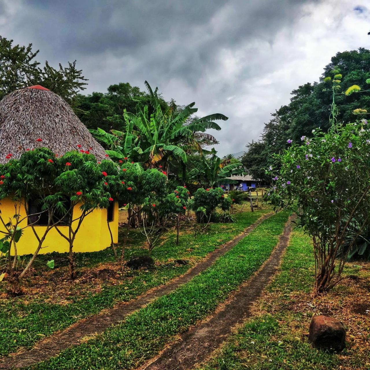 Finca Del Sol Eco Lodge Santa Cruz Exterior foto